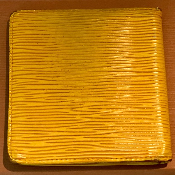 Wallet - Picture 3 of 3